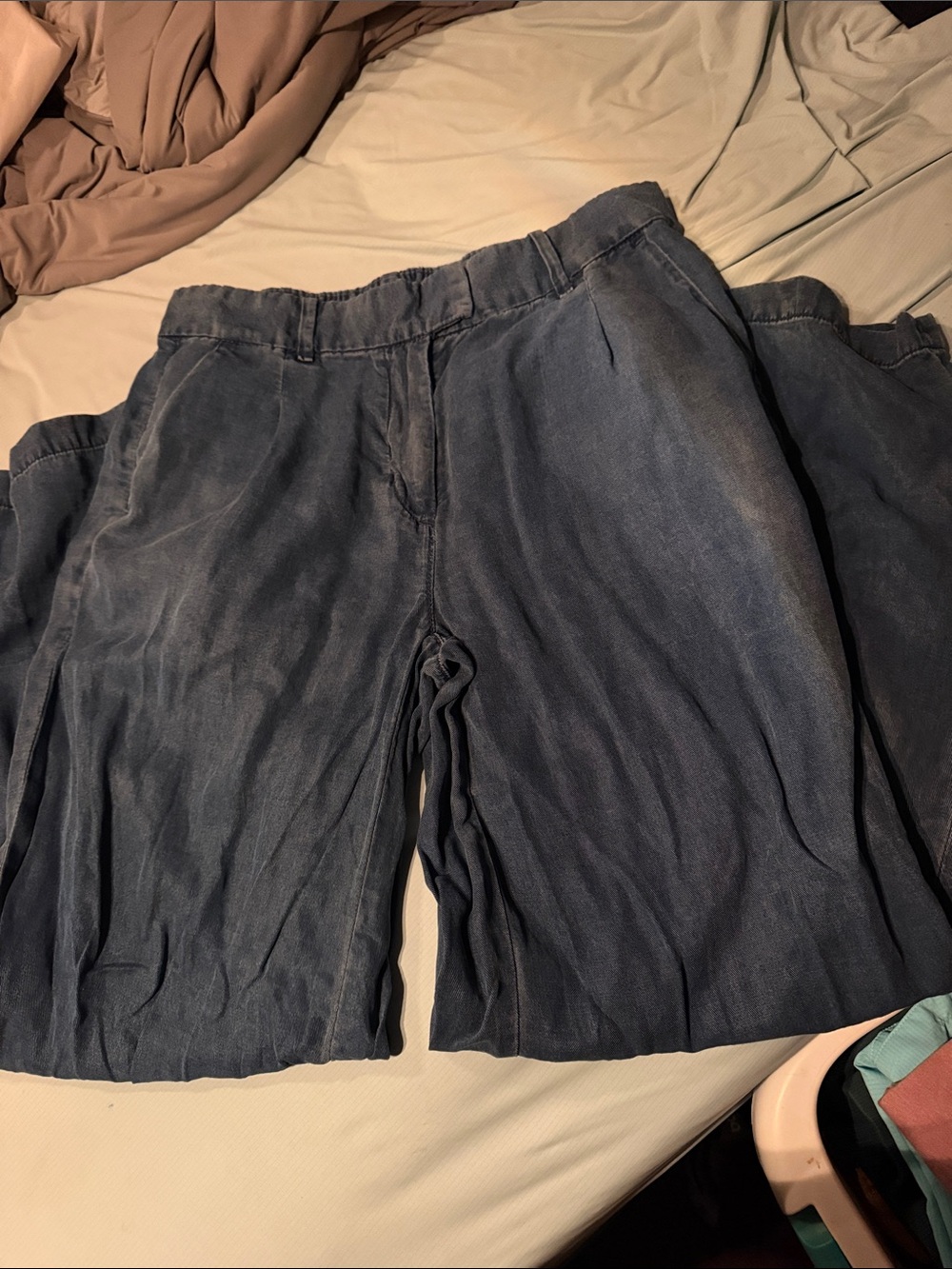 American Eagle Outfitters women’s Dark Navy Elastic Waist Joggers